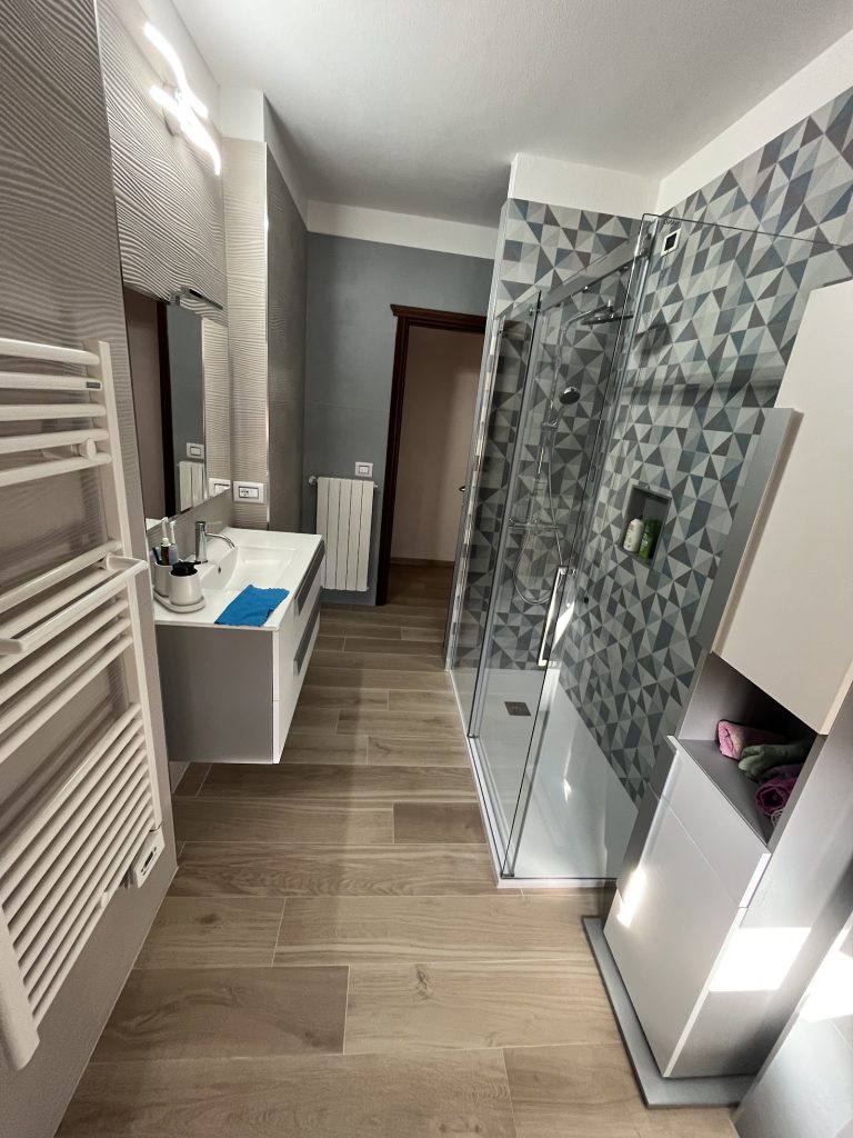 Bagno finito fotografato dal cliente